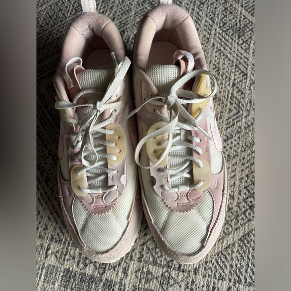 Nike Shoes - Nike Air Max in Pastel Pink and White Size 9